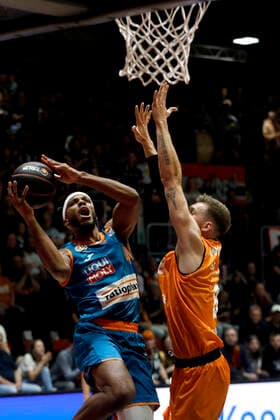 02 10 2021, easyCredit Basketball Bundesliga, Magentasport BBL Cup, 2020 2021 season, mens, Chemnitz Niners Ratiopharm Ulm Jaron Blossomgame, Ratiopharm Ulm, Jan Niklas Wimberg, Niners Chemnitz Chemnitz Fair Chemnitz Saxony Germany