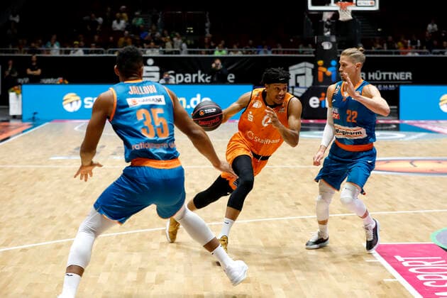 02 10 2021, easyCredit Basketball Bundesliga, Magentasport BBL Cup, 2020 2021 season, men, Chemnitz Niners Ratiopharm Ulm Nelson Weidemann, Niners Chemnitz Chemnitz Fair Chemnitz Saxony Germany