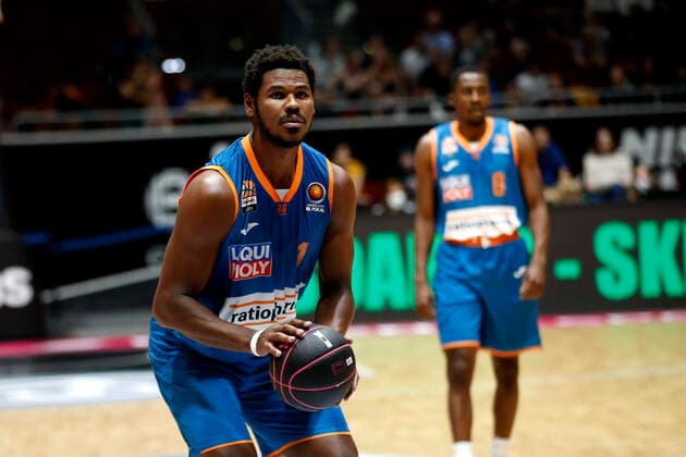 02 10 2021, easyCredit Basketball Bundesliga, Magentasport BBL Cup, 2020 2021 season, men, Chemnitz Niners Ratiopharm Ulm Cristiano Felicio, Ratiopharm Ulm Chemnitz Fair Chemnitz Saxony Germany