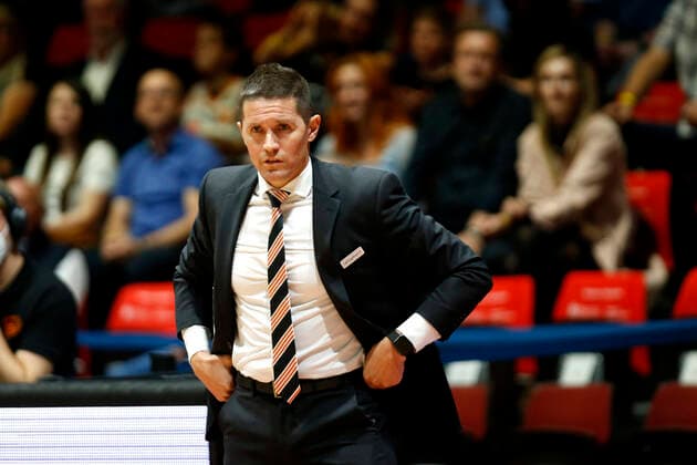 02 10 2021, easyCredit Basketball Bundesliga, Magentasport BBL Cup, 2020 2021 season, men, Chemnitz Niners Ratiopharm Ulm Jaka Lakovic Headcoach , Ratiopharm Ulm Chemnitz Messe Chemnitz Sachsen Germany