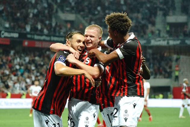 Joie - Melvin Bard (OGC Nice) - Calvin Stengs (OGC Nice) - Amine Gouiri (OGC Nice) FOOTBALL : OGC Nice vs Brest - Ligue 1 Uber Eats - Nice - 02 10 2021 NorbertScanella Panoramic 