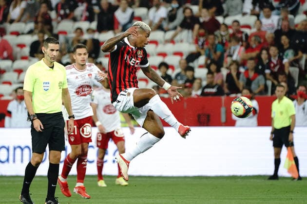 Mario Lemina (OGC Nice) FOOTBALL : OGC Nice vs Brest - Ligue 1 Uber Eats - Nice - 02 10 2021 NorbertScanella Panoramic 