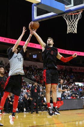October 2, 2021, London, on, Canada: Toronto Raptors forward Sam Dekker fights for ball possession during a NBA, Basketball Herren, USA team scrimmage in London, Ont., Saturday, Oct. 2, 2021. Canada News - October 2, 2021 - ZUMAc35_ 20211002_zaf_c35_063 Copyright: xNicolexOsbornex