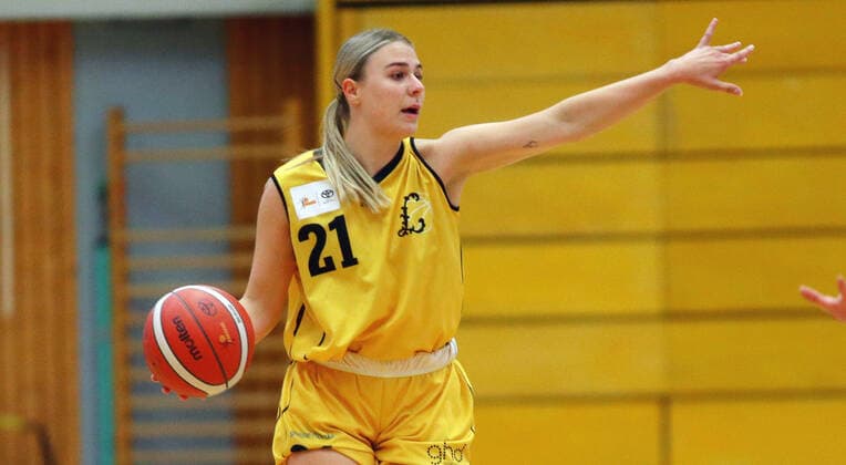 Ludwigsburg , 2 Bundesliga Basketball , BSG Basket Ladies Ludwigsburg vs USC Heidelberg II , Luzie hegele BSG