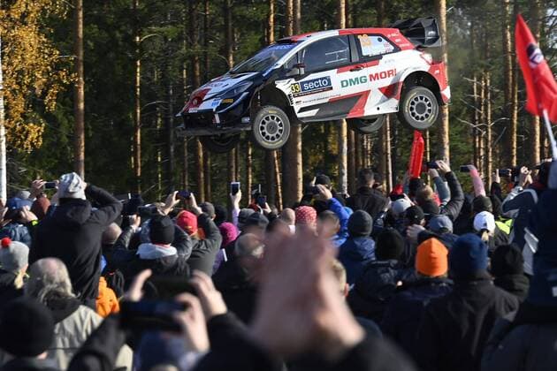 Bilder des Jahres 2021, Sport 10 Oktober Sport Themen der Woche KW39 Sport Bilder des Tages British driver Elfyn Evans and co-driver Scott Martin in action with their Toyota during the special stage 19, Ruuhimäki, at the WRC, Motorsport Rallye, WM Rally Finland in Laukaa, Finland, on October 3, 2021. Evans and Martin won the race. Laukaa Finland LKFTJ20211003153748MAXP  Copyright: xJussixNukarix