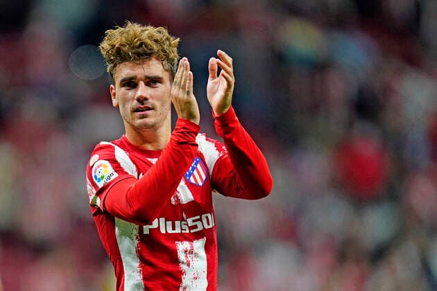 ESP: Atletico de Madrid v FC Barcelona, Barca La Liga Santander Antoine Griezmann of Atletico de Madrid during the La Liga match between Atletico de Madrid v FC Barcelona played at Wanda Metropolitano Stadium on October 2, 2021 in Madrid, Spain. kpng Copyright: xSergioxRuizx xPRESSINPHOTOx PS_211002_032