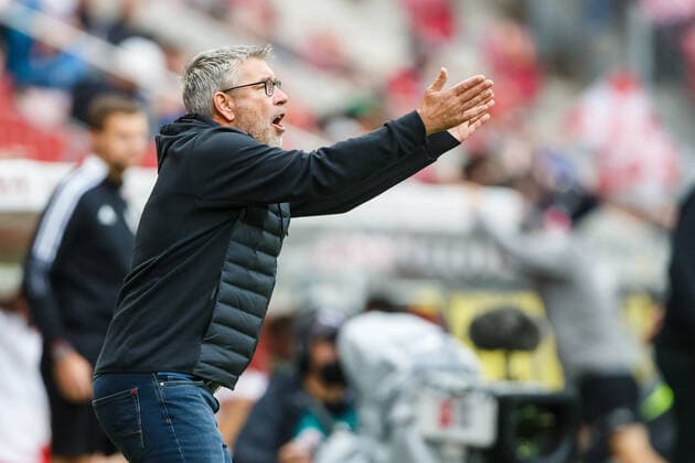 Urs Fischer 1 FC Union Berlin on the sidelines, FSV Mainz 05 vs FC Union Berlin, Football, 1 Bundesliga, 03 10 2021 FSV Mainz 05 vs FC Union Berlin, Football, 1 Bundesliga, 03 10 2021 Mainz Copyright: xNeisx Eibner-Pressefotox EP_ans