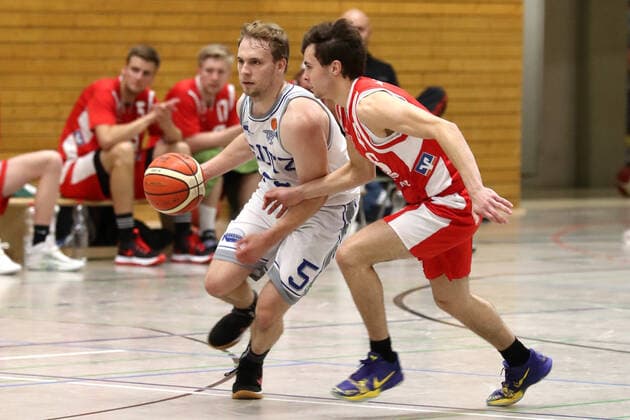 Sport Deutzer TV vs BSV Münsterland Baskets Wulfen, basketball, regional league, left Patrick Reusch Deutz , 03 10 2020, picture