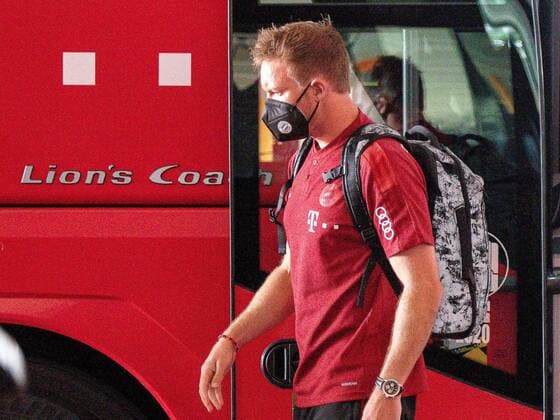 Julian Nagelsmann FC Bayern Muenchen, head coach , arriving at the stadium, gets off the bus, with mask, GER, FC Bayern Muenchen vs Eintracht Frankfurt, Football, Bundesliga, 7 Matchday, Season 2021 2022, 02 10 2021, DFB DFL regulations prohibit any use of photographs as image sequences and or quasi video , GER, FC Bayern Muenchen vs Dynamo Kiev, Football, Champions League, 2 Matchday, Group Stage, Season 2021 2022, 29 09 2021 Muenchen Copyright: xEibner-Pressefoto SaschaxWaltherx EP_EER