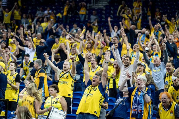 Basketball Berlin 03 10 2021 Season 2021 2022 MagentaSport BBL Cup Round of 16 Alba Berlin Telekom Baskets Bonn Cheers Alba Fans