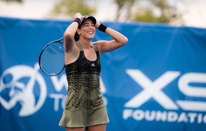 Mandatory Credit: Photo by Rob Prange Shutterstock (12471262ba) Garbine Muguruza of Spain after winning the final of the 2021 Chicago Fall Tennis Classic WTA, Tennis Damen 500 tennis tournament Chicago Fall Tennis Classic 2021, Tennis, Chicago, USA - 03 Oct 2021 Chicago Fall Tennis Classic 2021, Tennis, Chicago, USA - 03 Oct 2021  Copyright: xRobxPrange Shutterstockx 12471262ba