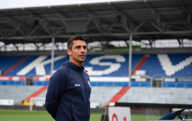 First time at Holstein Stadium The new Kiel coach Marcel Rapp, football, men, Holstein Kiel, press conference, 2021 2022 season, 04 10 21 Kiel Holstein Stadium Schleswig Holstein Germany.