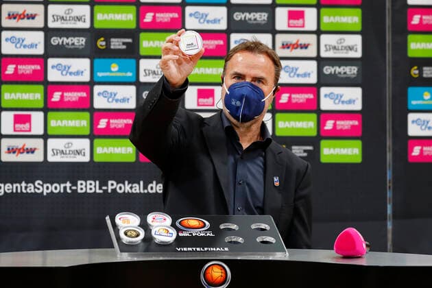Basketball Bundesliga Magenta Sport BBL Cup Round of 16 in the Oberfrankenhalle in Bayreuth Season 2021 2022 Medi Bayreuth vs Hamburg Towers Draw for the BBL Cup