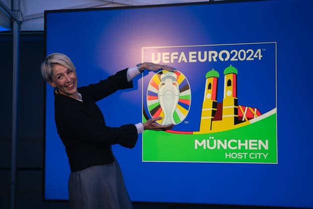 Sport Bilder des Tages Präsentation des EM Host City Logo der Stadt München München Bayern Deutschland Copyright: xMaxxLudwigx-xmufkinnphotosx