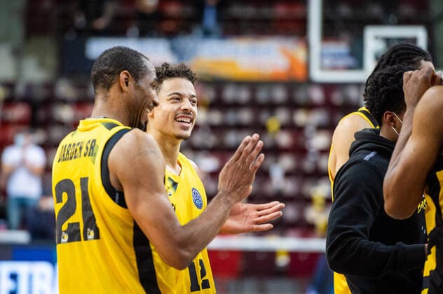Jonah Radebaugh MHP RIESEN Ludwigsburg 12 li Tremmell Darden MHP RIESEN Ludwigsburg 21 joy at joy after victory at the BCL match MHP RIESEN Ludwigsburg Dinamo Sassari on 05 10 2021 in Ludwigsburg MHPArena Germany Ludwigsburg 05 10 21 basketball , 05 10 2021, Ludwigsburg Germany xpxsdx