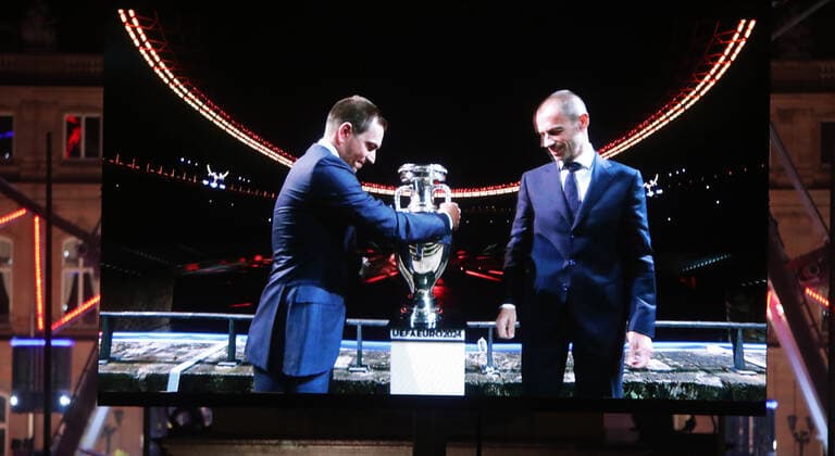 05 10 21 Stuttgart Presentation UEFA Euro 2024 Logo Germany, Stuttgart, 05 10 2021, Football, Presentation UEFA Euro 2024 Logo f l Philipp Lahm, Aleksander Ceferin President UEFA on video screen