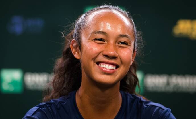 Mandatory Credit: Photo by Rob Prange Shutterstock (12525398ab) Leylah Fernandez of Canada talks to the media ahead of the 2021 BNP Paribas Open WTA, Tennis Damen 1000 tennis tournament 2021 BNP Paribas Open Day 2 - 05 Oct 2021 2021 BNP Paribas Open Day 2 - 05 Oct 2021  Copyright: xRobxPrange Shutterstockx 12525398ab