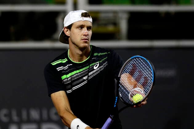 Tenis, Nicolas Jarry vs Juan Pablo Ficovich Se enfrentan los tenistas Nicolas Jarry de Chile vs Juan Pablo Ficovich de Argentina por el ATP, Tennis Herren Challenger Santiago 2 2021 en el Club Palestino en Santiago, Chile. 5 10 2021 Javier Salvo Photosport Tennis, Nicolas Jarry vs Juan Pablo Ficovich They face tennis players Nicolas Jarry of Chile vs Juan Pablo Ficovich of Argentina for the ATP Challenger Santiago 2 2021 at Club Palestino in Santiago, Chile. 5 10 2021 Javier Salvo Photosport Nicolas Jarry vs Juan Pablo Ficovich, ATP Challenger Santiago 2 2021