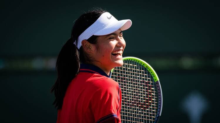 Mandatory Credit: Photo by Rob Prange Shutterstock (12525398ah) Emma Raducanu of Great Britain during practice ahead of the 2021 BNP Paribas Open WTA, Tennis Damen 1000 tennis tournament 2021 BNP Paribas Open Day 2 - 05 Oct 2021 2021 BNP Paribas Open Day 2 - 05 Oct 2021  Copyright: xRobxPrange Shutterstockx 12525398ah