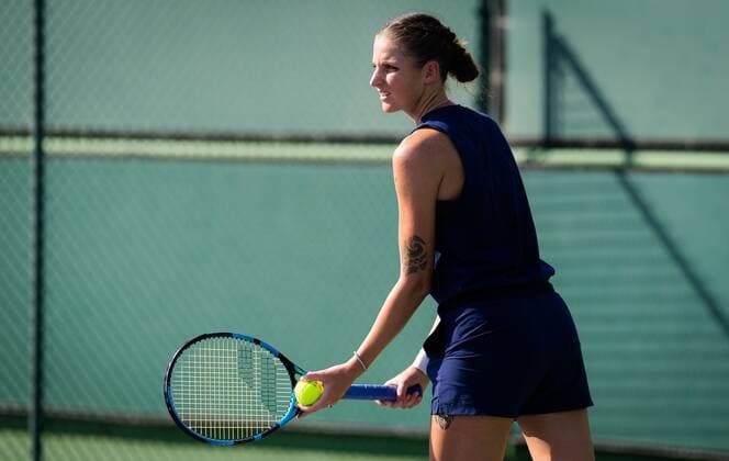 Mandatory Credit: Photo by Rob Prange Shutterstock (12525398bv) Karolina Pliskova of the Czech Republic during practice ahead of the 2021 BNP Paribas Open WTA, Tennis Damen 1000 tennis tournament 2021 BNP Paribas Open Day 2 - 05 Oct 2021 2021 BNP Paribas Open Day 2 - 05 Oct 2021  Copyright: xRobxPrange Shutterstockx 12525398bv