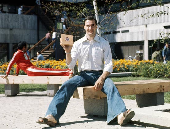 30.07.76 Olympia Montreal 1976 Turnen Kanada, Montreal, 30.07.1976, Olympia Montreal 1976, Turnen: Eberhard Gienger (GER) mit Bronze Medaille. *** 30 07 76 Olympia Montreal 1976 Gymnastics Canada, Montreal, 30 07 1976, Olympia Montreal 1976, Gymnastics Eberhard Gienger GER with Bronze Medal