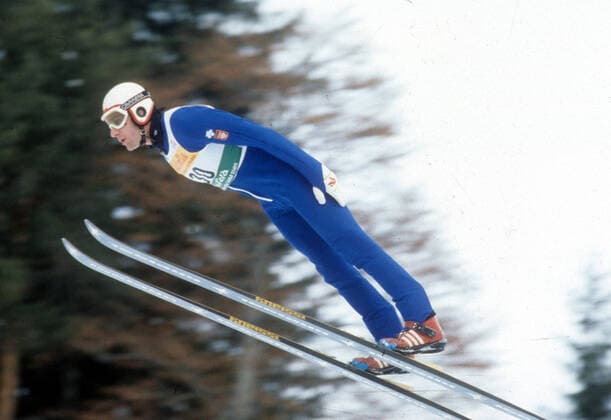 Nordische Ski-WM in Seefeld Janusz Gunka (Polen) Aktion beim Skispringen 20.01.1985 (Datum geschätzt) *** Nordic World Ski Championships in Seefeld Janusz Gunka Poland Action during ski jumping 20 01 1985 Date estimated HM
