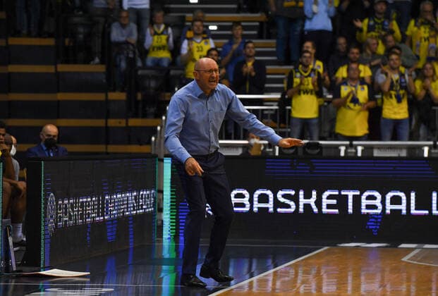 GER, Basketball, EWE Baskets Oldenburg vs Rytas Vilnius 06 10 2021, EWE Arena, Oldenburg, GER, BCL, EWE Baskets Oldenburg vs Rytas Vilnius, in the picture at the line Mladen DRIJENCIC EWE Baskets Oldenburg Head Coach Trainer nordphotoxRojahn nph00310