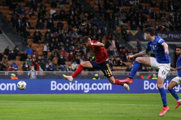 Milan, Italy, 5th October 2021. Ferran Torres of Spain scores to give the side a 1-0 lead during the UEFA Nations League match at Giuseppe Meazza, Milan. Picture credit should read: Jonathan Moscrop Sportimage EDITORIAL USE ONLY. No use with unauthorised audio, video, data, fixture lists, club league logos or live services. Online in-match use limited to 120 images, no video emulation. No use in betting, games or single club league player publications. SPI-1229-0007