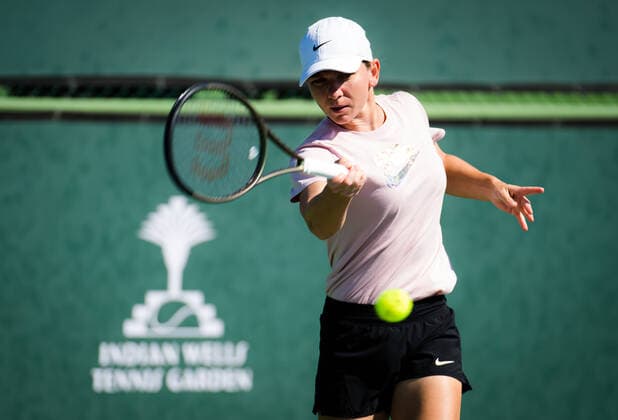 Mandatory Credit: Photo by Rob Prange Shutterstock (12524558g) Simona Halep of Romania during practice area of the 2021 BNP Paribas Open WTA, Tennis Damen 1000 tennis tournament BNP Paribas Open, Tennis, Day 1, Indian Wells Tennis Garden, California, USA - 06 Oct 2021 BNP Paribas Open, Tennis, Day 1, Indian Wells Tennis Garden, California, USA - 06 Oct 2021 Copyright: xRobxPrange Shutterstockx 12524558g