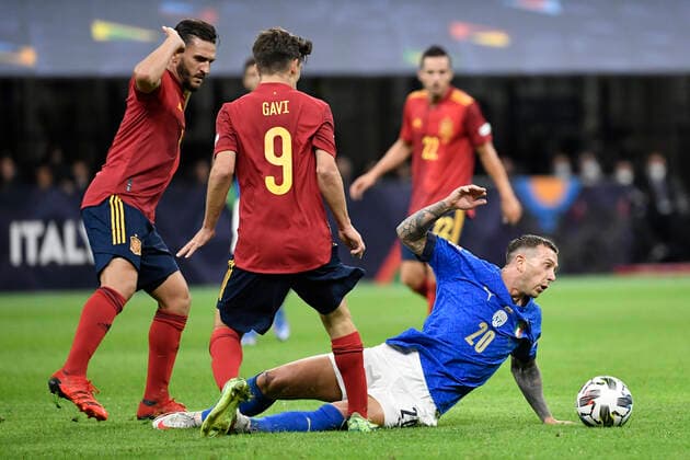 Federico Bernardeschi of Italy and Pablo Martin Paez Gavira Gavi of Spain during the Uefa Nations League semi-final football match between Italy and Spain at San Siro stadium in Milano (Italy), October 6th, 2021. Photo Andrea Staccioli Insidefoto andreaxstaccioli