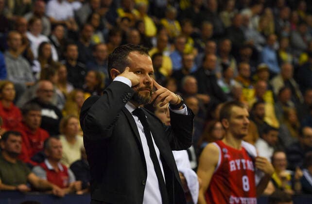 GER, Basketball, EWE Baskets Oldenburg vs Rytas Vilnius 06 10 2021, EWE Arena, Oldenburg, GER, BCL, EWE Baskets Oldenburg vs Rytas Vilnius, in picture Giedrius ZIBENAS BC Rytas VILNIUS Head Coach nordphotoxRojahn nph00310
