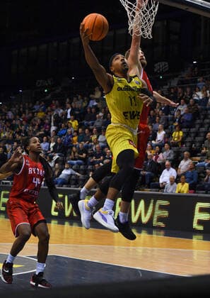 GER, Basketball, EWE Baskets Oldenburg vs Rytas Vilnius 06 10 2021, EWE Arena, Oldenburg, GER, BCL, EWE Baskets Oldenburg vs Rytas Vilnius, in picture Phil PRESSEY EWE Baskets Oldenburg 11 Gytis RADZEVICIUS BC Rytas VILNIUS 7 nordphotoxRojahn nph00310