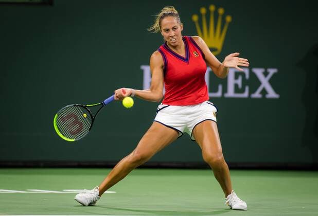 Mandatory Credit: Photo by Rob Prange Shutterstock (12524558co) Madison Keys of the United States in action during the first round of the 2021 BNP Paribas Open WTA, Tennis Damen 1000 tennis tournament BNP Paribas Open, Tennis, Day 1, Indian Wells Tennis Garden, California, USA - 06 Oct 2021 BNP Paribas Open, Tennis, Day 1, Indian Wells Tennis Garden, California, USA - 06 Oct 2021 Copyright: xRobxPrange Shutterstockx 12524558co