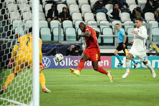 But - Romelu Lukaku (Belgique) - Lucas Hernandez (France) - Hugo Lloris (France) FOOTBALL : Belgique vs France - League des Nations - Demi Finale - Turin - 07 10 2021 NorbertScanella Panoramic 