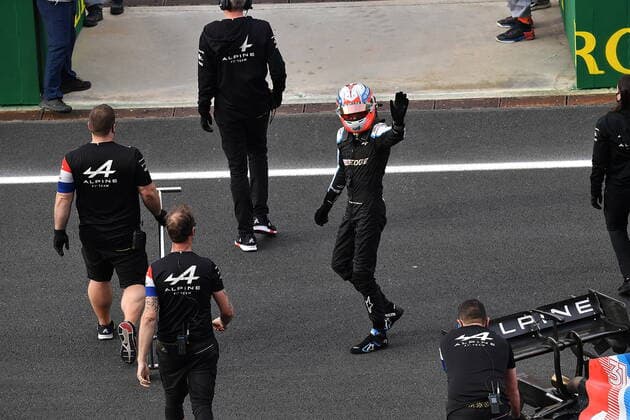Formula 1 Turkish Grand Prix 2021 08 10 2021, Istanbul Park Circuit, Istanbul, Formula 1 Turkish Grand Prix 2021 ,in picture During start exercises of Esteban Ocon FRA 31 , Alpine F1 Team the engine goes out and the car has to be towed from the Strat finish straight nordphotoxGmbHx xBratic nph00250
