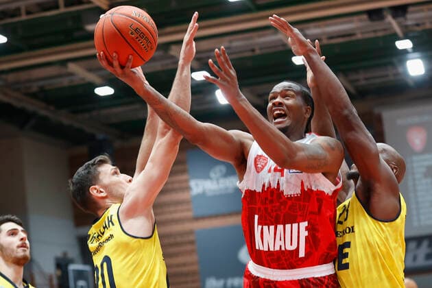 Basketball, BBL, s.Oliver Würzburg - EWE Baskets Oldenburg