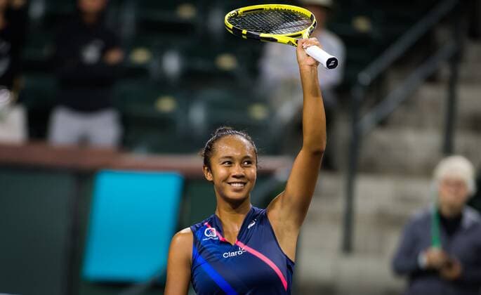 Mandatory Credit: Photo by Rob Prange Shutterstock (12524630ey) Leylah Fernandez of Canada in action during the second round of the 2021 BNP Paribas Open WTA, Tennis Damen 1000 tennis tournament BNP Paribas Open, Tennis, Day 3, Indian Wells Tennis Garden, California, USA - 08 Oct 2021 BNP Paribas Open, Tennis, Day 3, Indian Wells Tennis Garden, California, USA - 08 Oct 2021 Copyright: xRobxPrange Shutterstockx 12524630ey