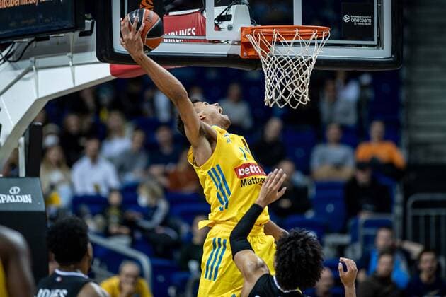 Basketball Berlin 08 10 2021 Season 2021 2022 EuroLeague Regular Season Alba Berlin LDLC ASVEL Villeurbanne Oscar Da Silva Alba Berlin, No 01