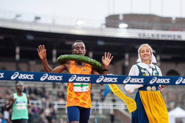 Bilder des Jahres 2021, Sport 10 Oktober Sport Themen der Woche KW40 Sport Bilder des Tages 211009 Teferi Fikadu vinner Stockholm Marathon den 9 oktober 2021 i Stockholm. *** 211009 Teferi Fikadu wins the Stockholm Marathon on October 9, 2021 in Stockholm,  Copyright: EMMAxWALLSKOG BB211009BB094