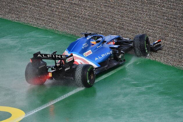 Formula 1 Turkish Grand Prix 2021 09 10 2021, Istanbul Park Circuit, Istanbul, Formula 1 Turkish Grand Prix 2021 ,in the picture Fernando Alonso ESP 14 , Alpine F1 Team rides into the gravel bed nordphotoxGmbHx xBratic nph00250