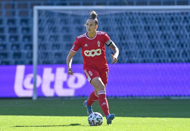 Standard s Maud Coutereels pictured in action during a soccers match between RSCA Women and Standard Femina, on the 6th day of the Super League competition in Brussels on Saturday 09 October 2021. DAVIDxCATRY  x3110488x