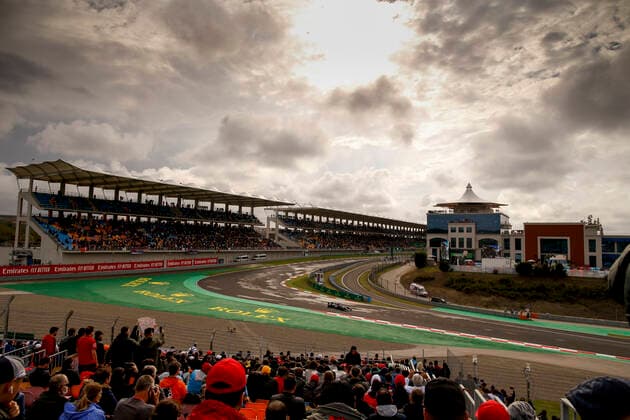 44 Lewis Hamilton (GBR, Mercedes-AMG Petronas F1 Team), F1 Grand Prix of Turkey at Intercity Istanbul Park on October 9, 2021 in Istanbul, Turkey. (Photo by HOCH ZWEI) Istanbul Turkey *** 44 Lewis Hamilton GBR, Mercedes AMG Petronas F1 Team , F1 Grand Prix of Turkey at Intercity Istanbul Park on October 9, 2021 in Istanbul, Turkey Photo by HOCH ZWEI Istanbul Turkey