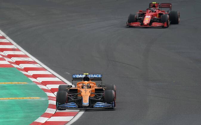 Formula 1 Turkish Grand Prix 2021 09 10 2021, Istanbul Park Circuit, Istanbul, Formula 1 Turkish Grand Prix 2021 ,pictured Lando Norris GBR 4 , McLaren F1 Team, Carlos Sainz Jr ESP 55 , Scuderia Ferrari Mission Winnow. nordphotoxGmbHx xBratic nph00250
