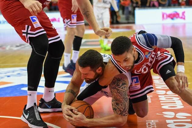 Kendale McCullum, John Bryant, Phillip Heyden 3 Spieltag, Basketball Bundesliga, Basketball Saison 2021 2022, Germany, easyCredit BBL, Germany, Giessen 46ers, giessen red, men, Jobstairs GIESSEN 46ers MLP Academics Heidelberg, men, Heidelberg in white