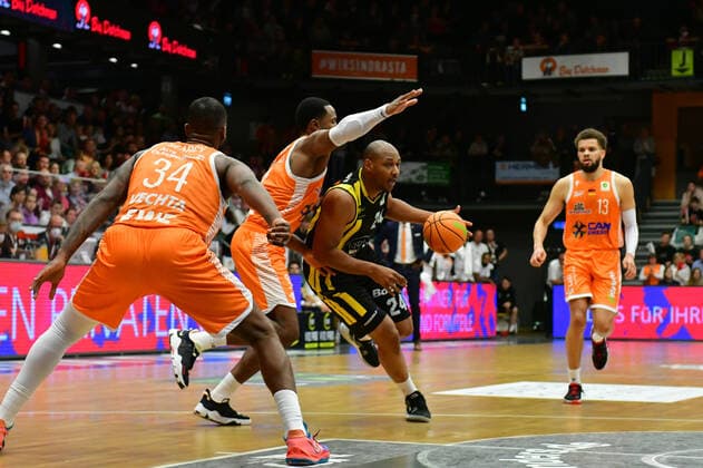 Basketball, 2. BL, Rasta Vechta - VfL Kirchheim