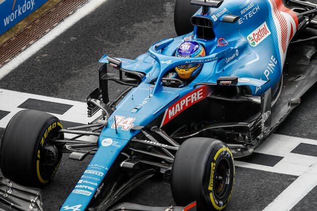 14 ALONSO Fernando (spa), Alpine F1 A521, action during the Formula 1 Rolex Turkish Grand Prix 2021, 16th round of the 2021 FIA Formula One World Championship, WM, Weltmeisterschaft from October 8 to 10, 2021 on the Istanbul Park, in Tuzla, Turkey - F1 - TURKISH GRAND PRIX 2021 DPPI Panoramic  00121033__B3_9540