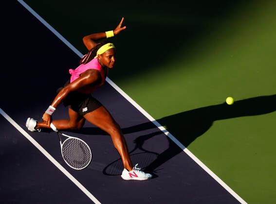 October 09, 2021 Cori Coco Gauff returns a shot against Caroline Garcia of France during the 2021 BNP Paribas Open at Indian Wells Tennis Garden in Indian Wells, California. Mandatory Photo Credit : CSM Indian Wells United States of America - ZUMAc04_ 20211009_zaf_c04_510 Copyright: xCharlesxBausx