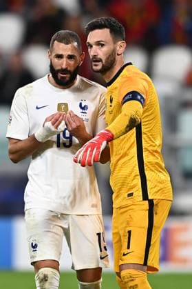 Mg Torino 07 10 2021 - Uefa Nations League Belgio-Francia foto Matteo Gribaudi Image nella foto: Karim Benzema-Hugo Lloris 