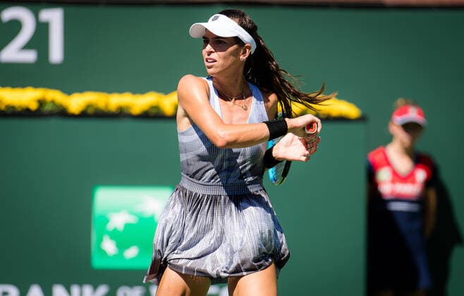 October 9, 2021, INDIAN WELS, UNITED STATES: Ajla Tomljanovic of Australia in action during the second round at the 2021 BNP Paribas Open WTA, Tennis Damen 1000 tennis tournament against Garbine Muguruza of Spain INDIAN WELS UNITED STATES - ZUMAa181 20211009_zaa_a181_200 Copyright: xRobxPrangex