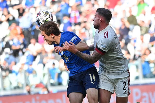Italian Federico Chiesa and Belgium s Toby Alderweireld fight for the ball during a soccer game between Belgian national team, Nationalteam Red Devils and Italy, the Nations League third-place play-off, in Torino, Italy, on Sunday 10 October 2021. DIRKxWAEM  x3110936x